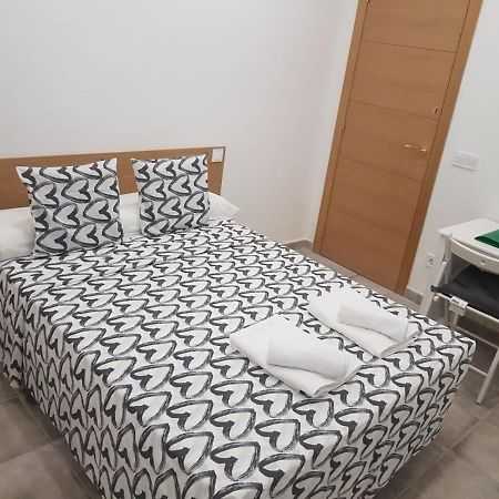 Coliving New San Bernando Otel Madrid Dış mekan fotoğraf